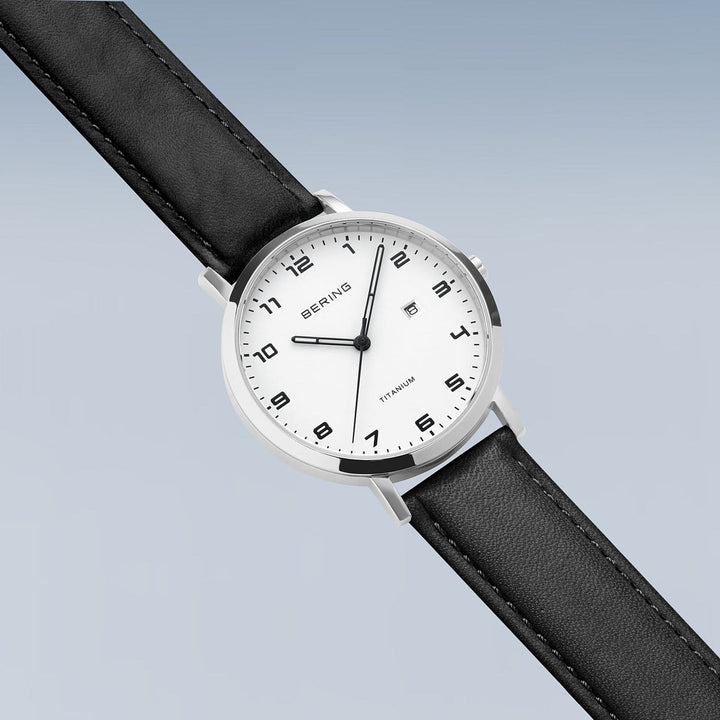Bering Titanium, silber poliert/gebürstet, 18634-404