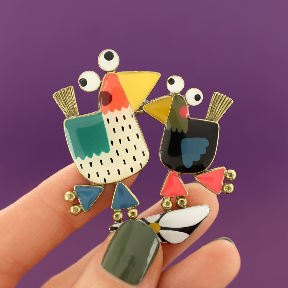 Taratata Brosche Roule Ma Poule – Bunte Statement-Brosche